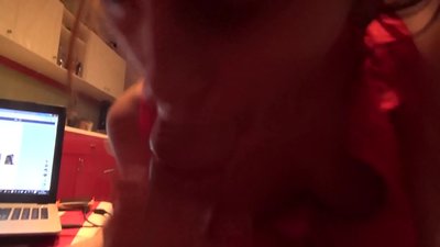 Budak sakola ngabandungan kontol lanceukna bari teu aya di imah